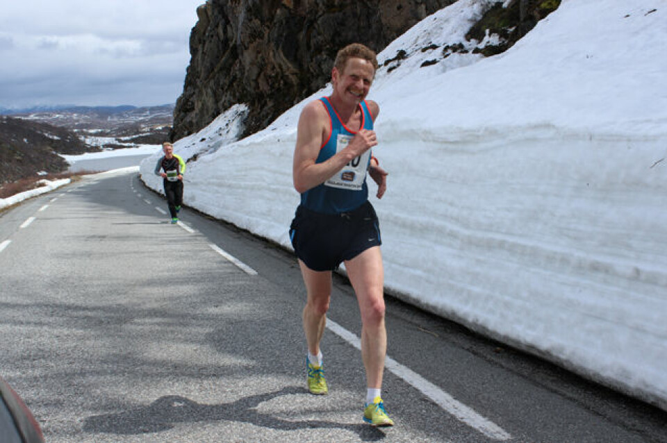 GTI-seire mellom høye brøytekanter i Suleskar Maraton Maraton_Odd_Gunnar_Tveit.jpg