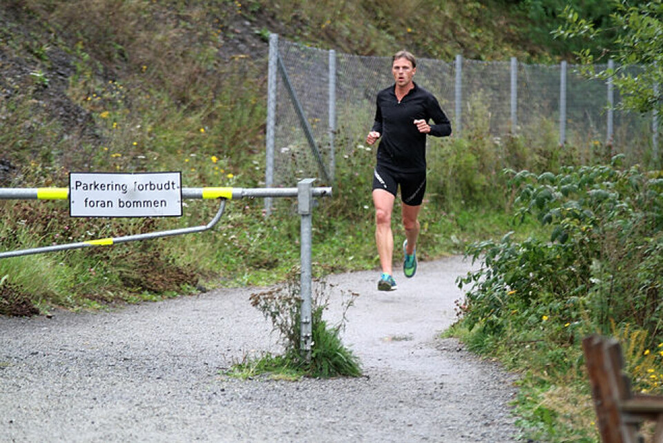 Historisk Gå-jogg-triathlon på Jessnes Rune_Thomassen_maal.jpg