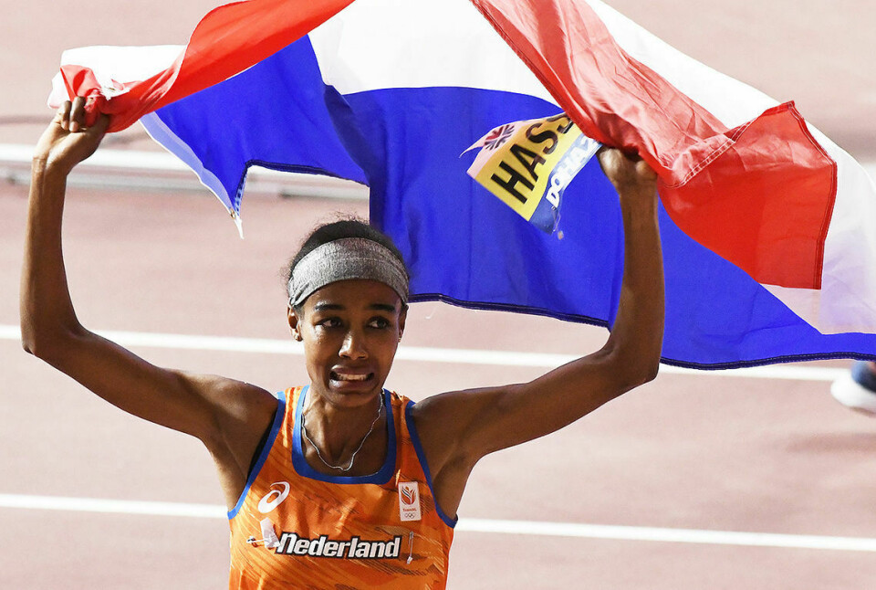 Tung dag og 14. plass på Karoline Bjerkeli Grøvdal i 5000 m-finalen Aldri før har noen tatt gull på både 1500 og 10 000 m i samme VM. (Foto: Bjørn Johannessen)