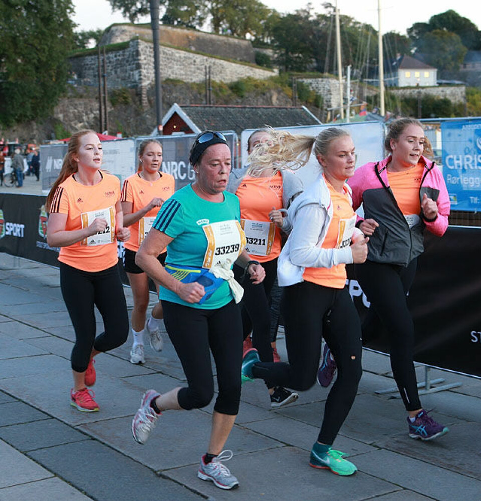 Engevik og Kristiansen vant 3 km i Oslo Maraton Baktropp_og_Akershus_Festning_AZ3T9617.jpg