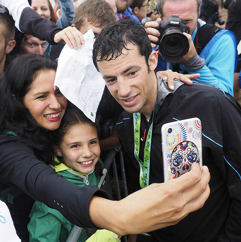 Kilian Jornet vant Mont Blanc Marathon foran Stian Angermund-Vik kilian-selfie_6252016.jpg