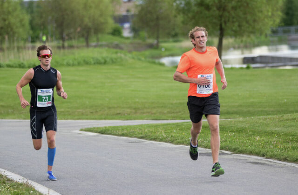 3200 fullførte det åttende Fornebuløpet Kondis/Sylvain Cavatz