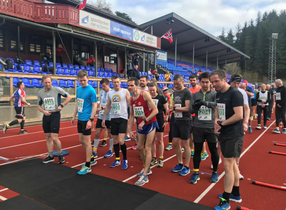 Lars Bjørbæk vant SFE Florø Maraton Rett Vest Start 10 km.jpg