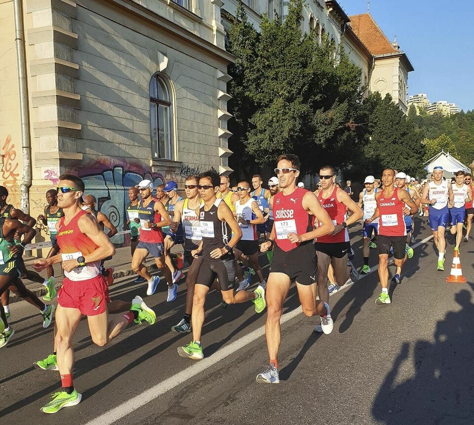 17. og 36. plass på de to norske i en varm VM 50 km i Romania Feltet.jpg