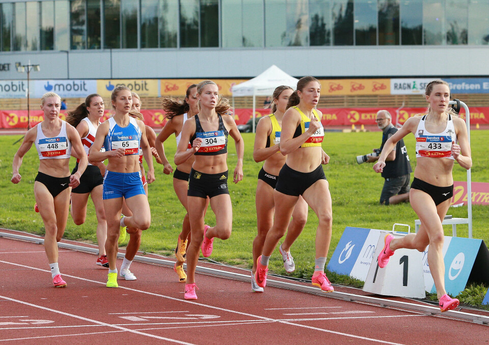 Oppskriftsmessig NM-gull til Hedda Hynne på 800 m 800m_damer_finale_passering_1_runde_Hynne_i_tet_AZ3T0891.jpg