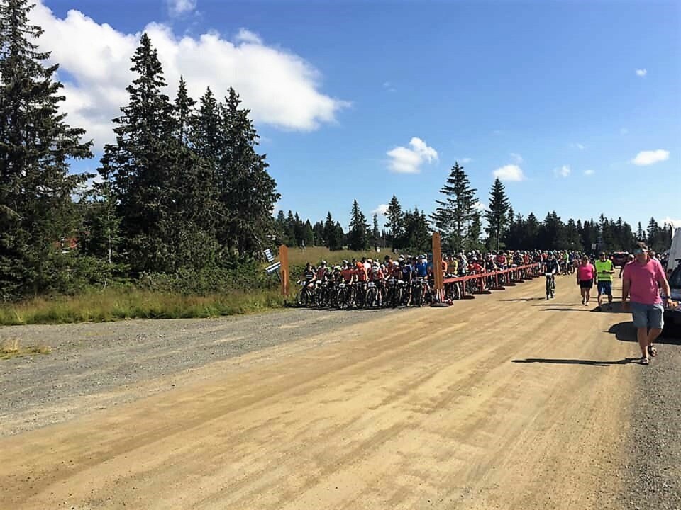 10-årsjubileum i Sjusjørittet lørdag 29. juli Starten 2019.jpg