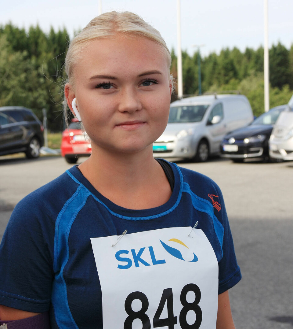 Arnfinn Aadland og Lars Lunde i fokus i Bruløpet på Stord Halvmaraton_vinner_Nora_Markhus_1280pix__IMG_0013.jpg