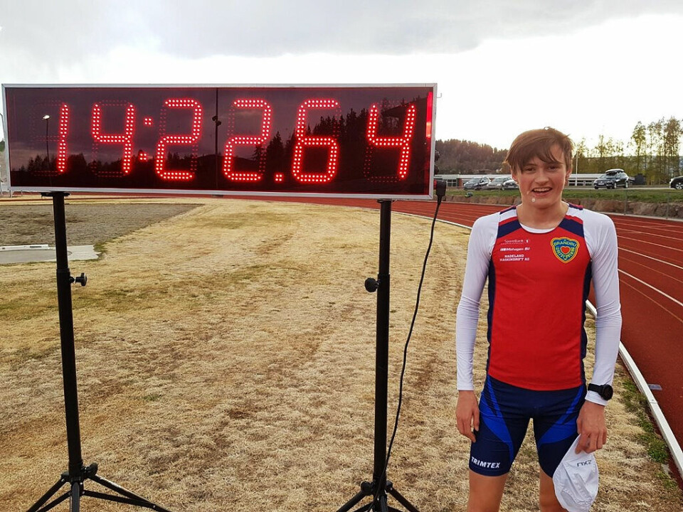 Pers med 40 sekunder lar seg gjøre, og ikke minst når en allerede er på et høyt nivå og gjør hele løpet alene. Magnus Tuv Myhre har all grunn til å være fornøyd. (Foto: Brandbu IF) Pers med 40 sekunder lar seg gjøre, og ikke minst når en allerede er på et høyt nivå og gjør hele løpet alene. Magnus Tuv Myhre har all grunn til å være fornøyd. (Foto: Brandbu IF)