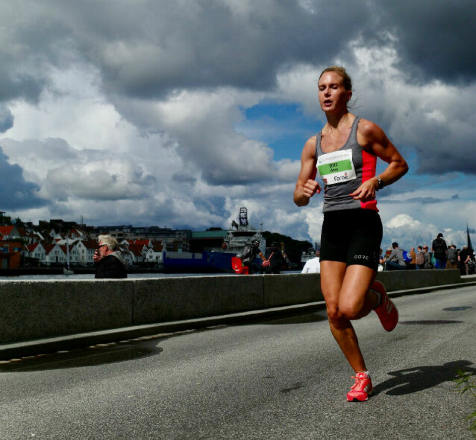 Thomas Asgautsen og Julie B Aspesletten seiret i Stavanger Maraton dame_5km.jpg