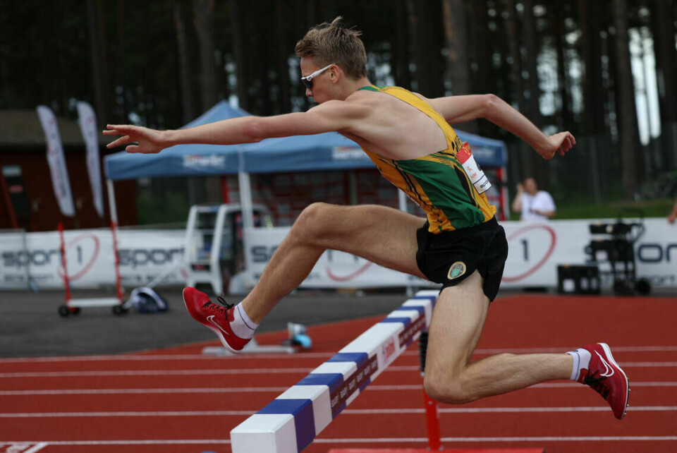 21 kjappe med Fredrik Sandvik Fredrik Sandvik gikk hardt ut på sin 3000 meter hinder, men det holdt ikke helt inn. (Alle foto: Samuel Hafsahl)