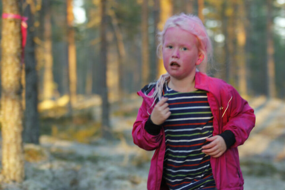 Rosa Sløype-løpet i Stavåsen med utrolige 600 deltakere Rosa_jente.jpg