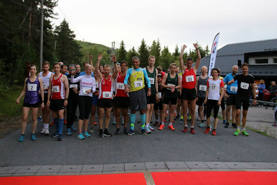 Den røde løperen er lagt ut og det er klart for start i St.Hansgaloppen. Alle foto: Heming Leira Den røde løperen er lagt ut og det er klart for start i St.Hansgaloppen. Alle foto: Heming Leira