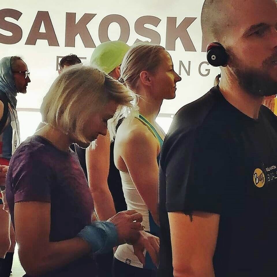 Mari Nustad Mauland på 2. plass i Espoo 24-timers Mari_og_Ninette_venter_på_start_Sara-foto.jpg