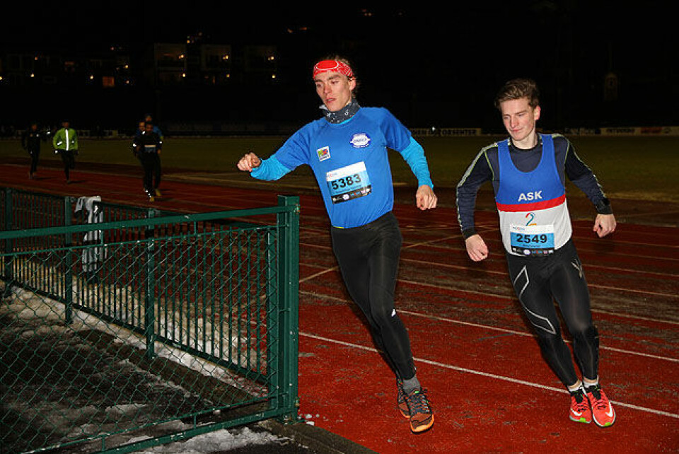 Litt is på stadion stoppet ikke løperne i Vinterkarusellen IMG_8144_640.jpg