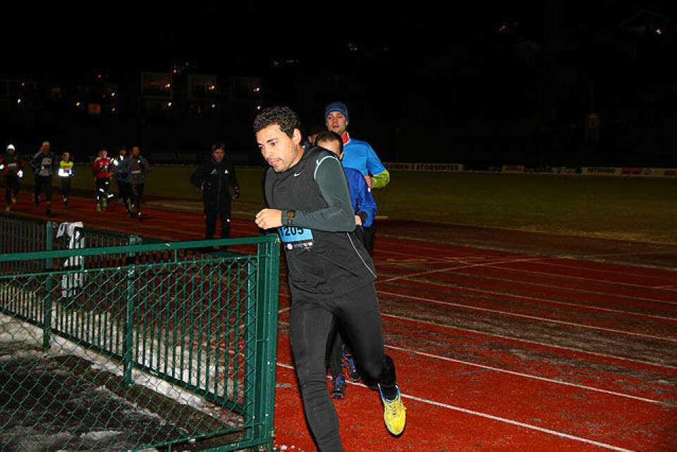 Litt is på stadion stoppet ikke løperne i Vinterkarusellen IMG_8145_640.jpg