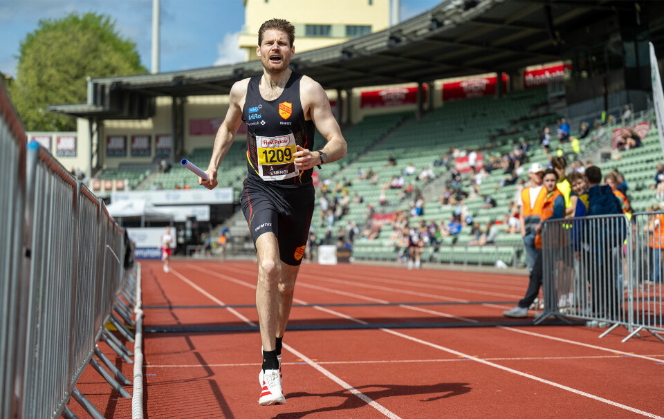 Nils Kristen Sandtrøen gav jernet da han løp sisteteappen for Ren-Eng IL i eliteklassen i årets Holmenkollstafett. (Foto: Samuel Hafsahl) Nils Kristen Sandtrøen