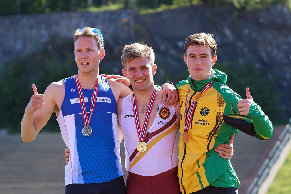 Seierspallen (fra v.): Lars Kongssund, John Petter Stevik og Trym Fjøsne-Hexeberg. (Foto: Arne Dag Myking)
