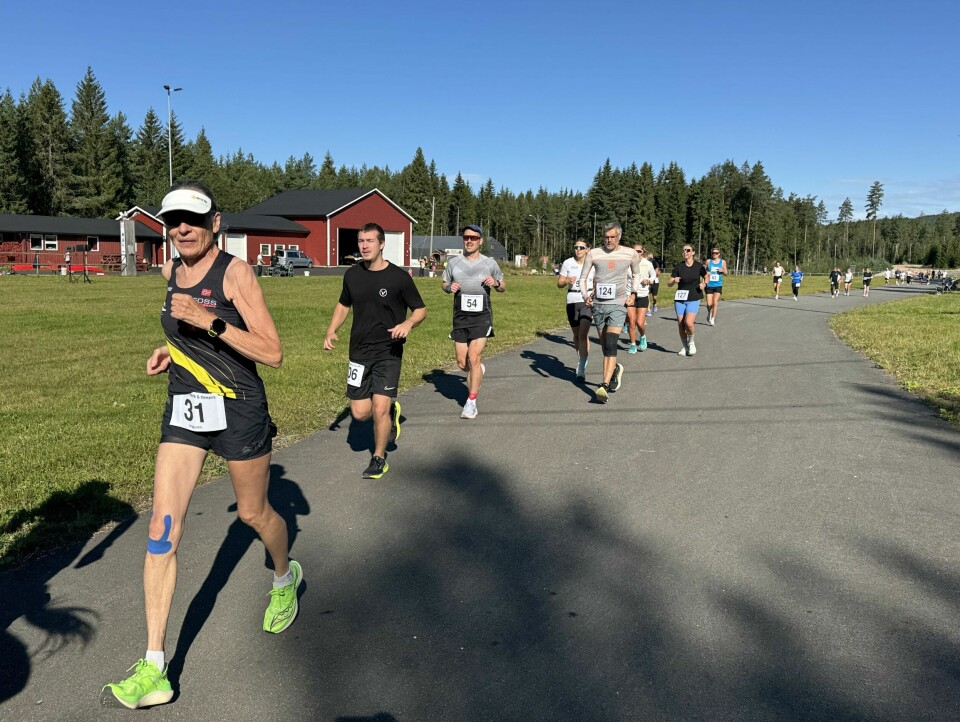 Veteranseire til Ingvild Aurdal og Harald Bjerke i Eidsvoll 6-timers mimreløp IMG_7966.JPG