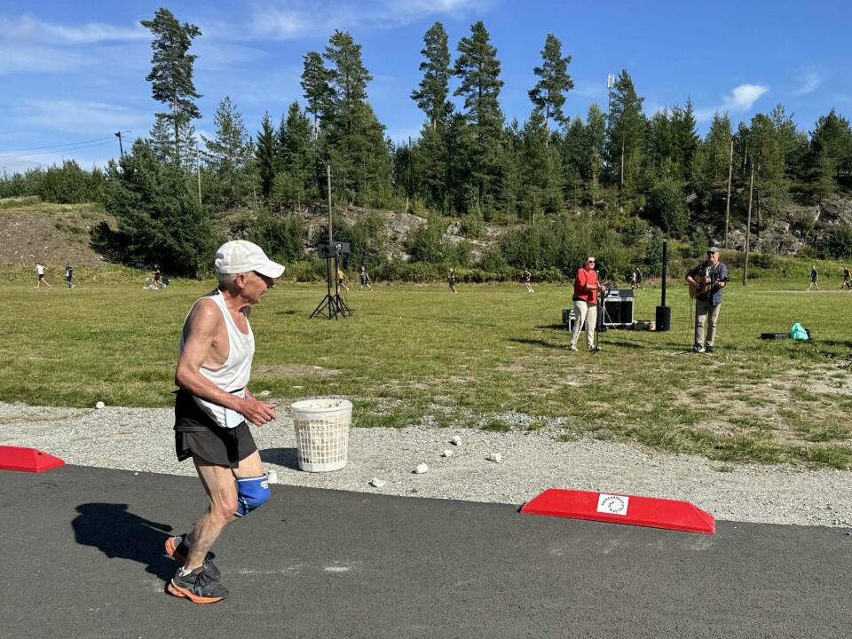 Veteranseire til Ingvild Aurdal og Harald Bjerke i Eidsvoll 6-timers mimreløp IMG_8017.JPG