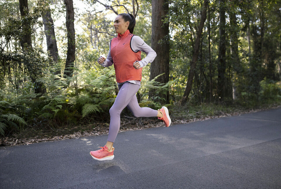 Löplabbet har testet 13 skomodeller for asfaltløping og gir deg råd om hva du bør velge når du skal ha nye løpesko. (Foto: Asics) Löplabbet har testet 13 skomodeller for asfaltløping og gir deg råd om hva du bør velge når du skal ha nye løpesko. (Foto: Asics)