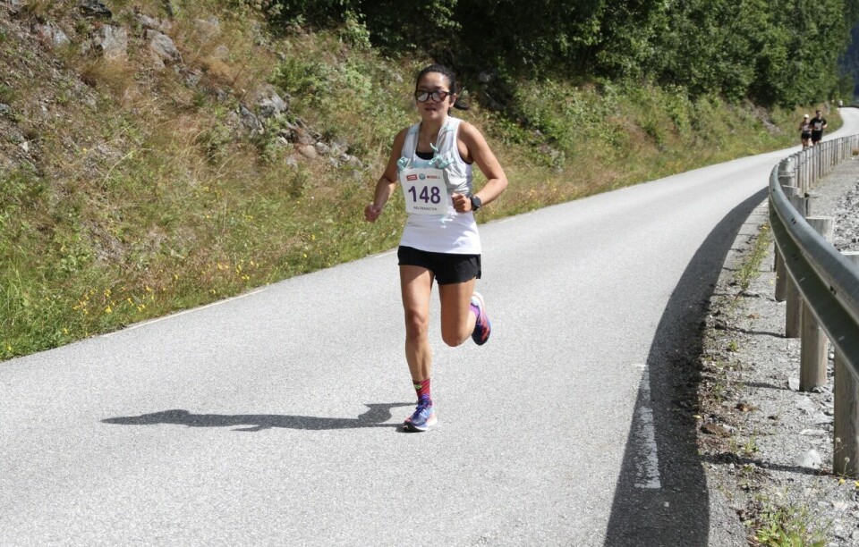 Lars Martin Melheim og Anne-Marit Brautaset vant 10 km i Hornindal Halv_Silje_Kulen