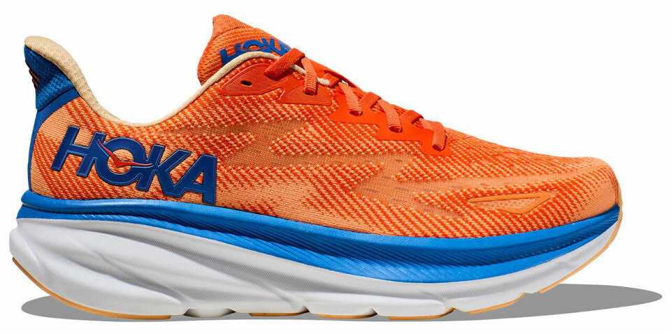 Test av treningssko for asfalt 2023 Hoka Clifton 9 Herre.jpg